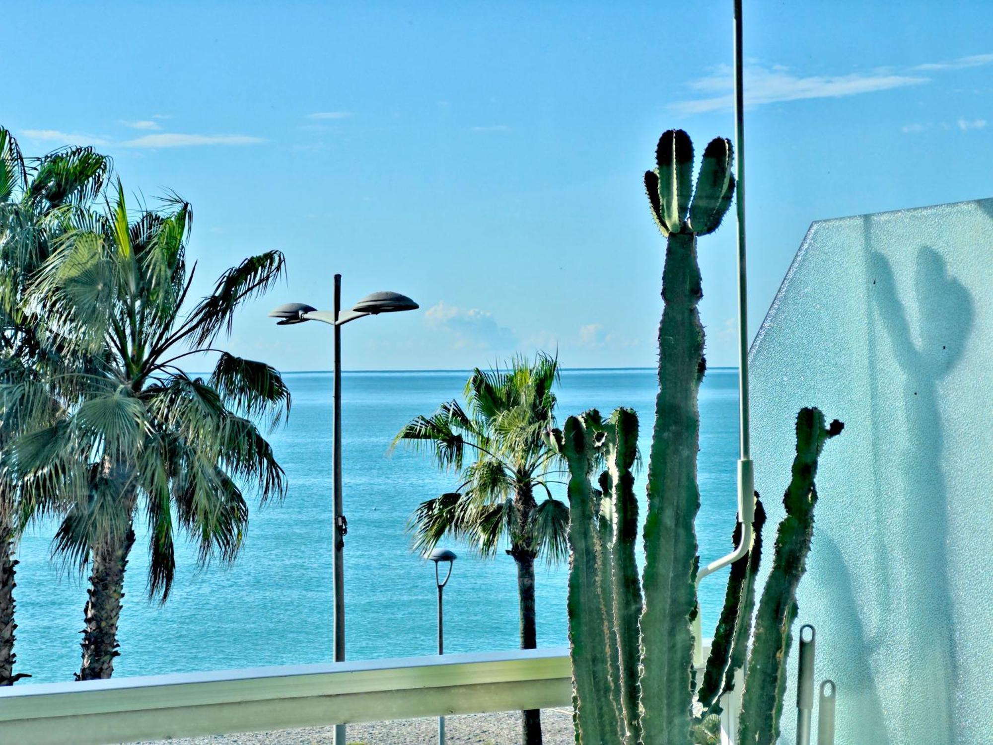 Panoramic Sea View Studio 24H Checkin Cagnes-sur-Mer Dış mekan fotoğraf