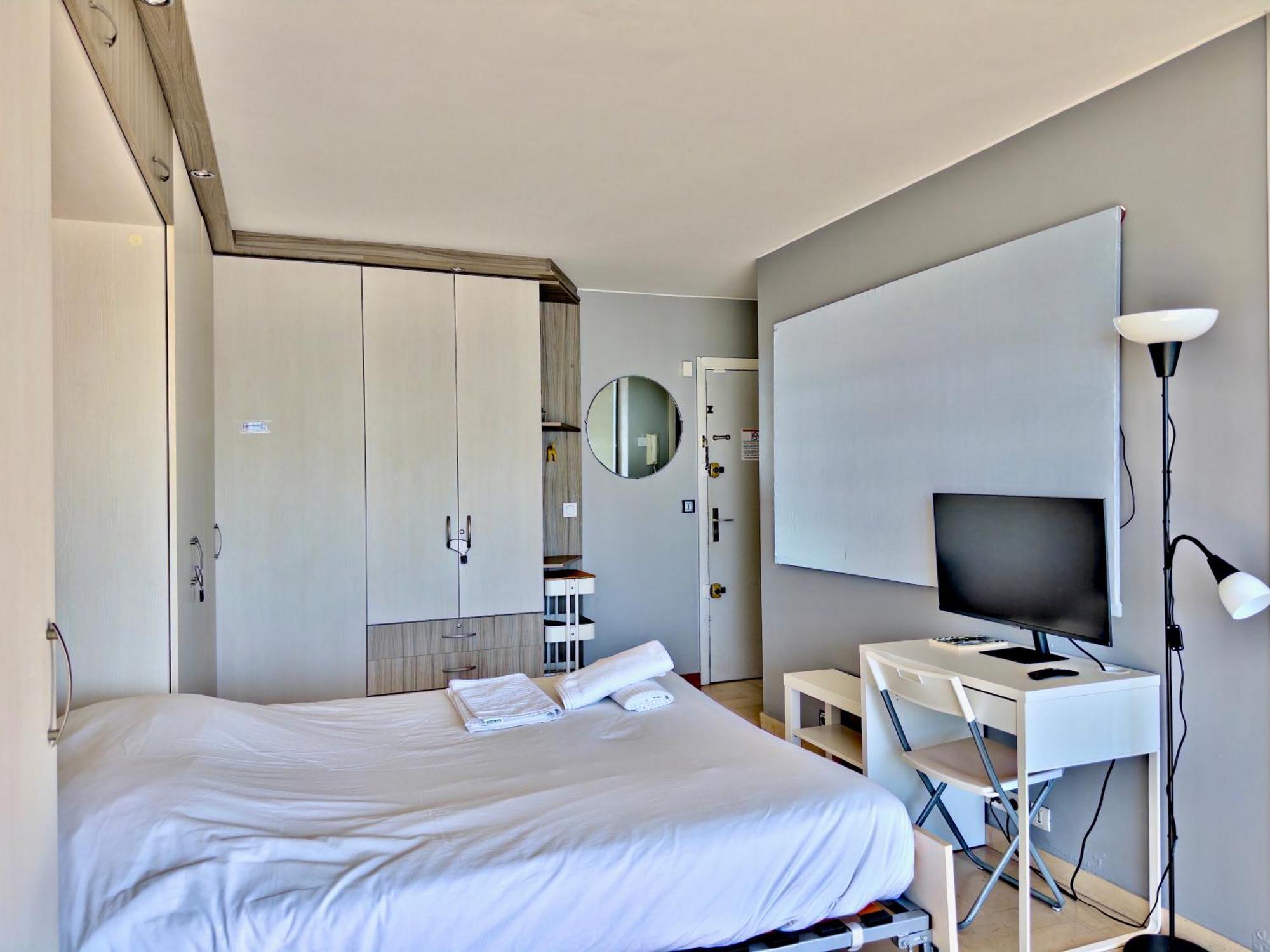 Panoramic Sea View Studio 24H Checkin Cagnes-sur-Mer Dış mekan fotoğraf